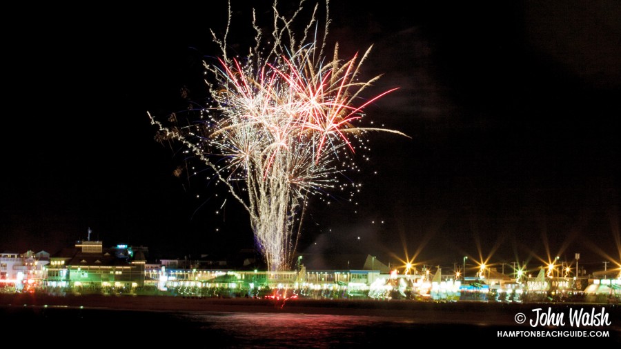hampton-beach_nh_fireworks_159